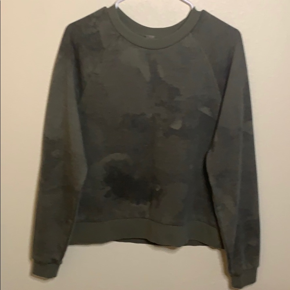 Alternative Camo sweatshirt size L